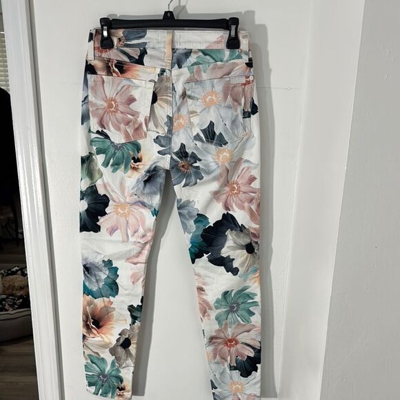 7 FOR FOR ALL MANKIND Floral Print The Ankle Skinny Jeans Size 26 - Picture 4 of 13